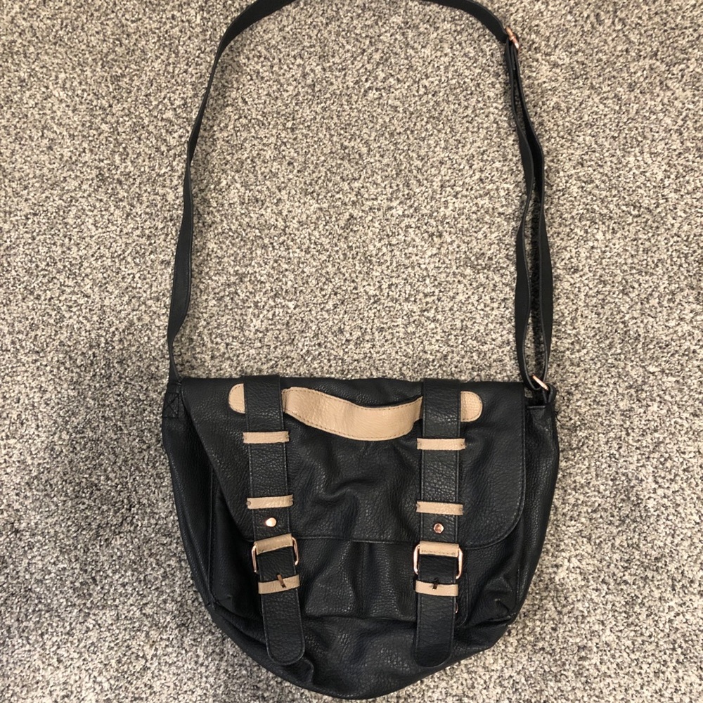 Crossbody bag